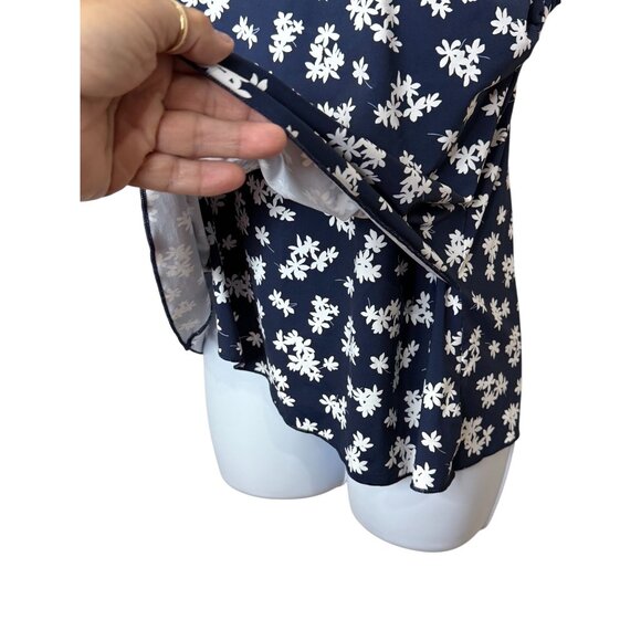 Lands' End Navy White Floral Tankini Swim Top Layered Front Adj Strap Sz M 10-12 - Picture 4 of 7